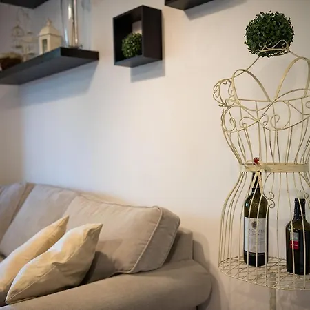 Adelsa's Apartment *